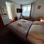 Akwen Bed & Breakfast 3*