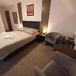 Akwen Bed & Breakfast Rewal